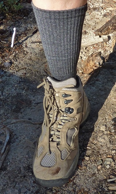 Goretex lined mesh/leather hiking boots