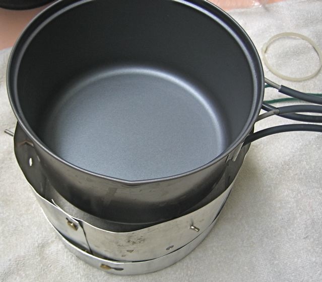 1.3 liter pan on the stove.