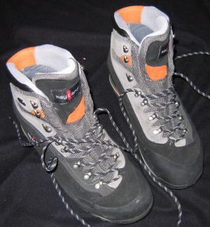 The Kayland Contact 1000 Hiking Boots