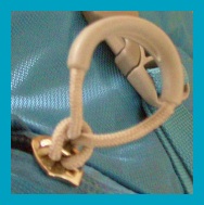Easy-to-grasp circular zipper pull