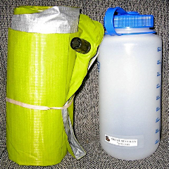 Size comparison to a 1 liter bottle