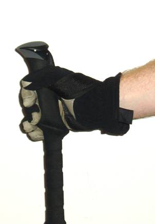 normal grip with lighter gloves