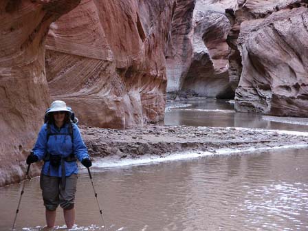 Hiking in the Paria River with the Spire trekking poles